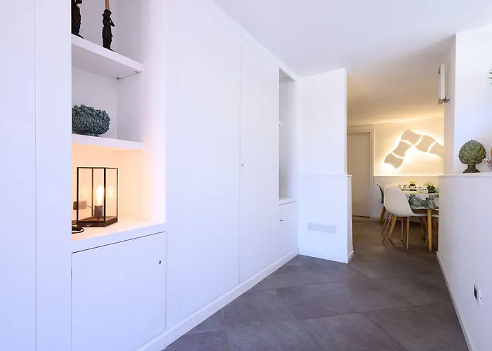 Dream House 4*